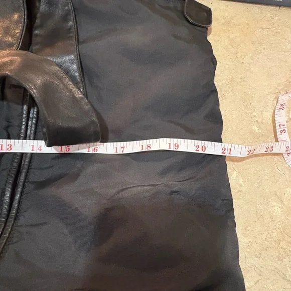 Loewe Black Nylon Tote Bag with a Spacious Design - Picture 10 of 15